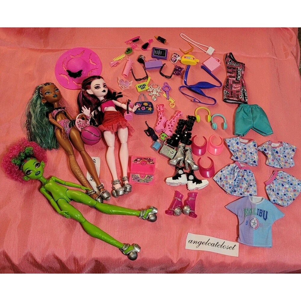 Monster High G3 Barbie Doll Lot Clothing Draculaura Venus Nefera Shoes Clothes